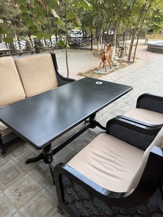 Kafe va oshxonalar uchun yumshoq mebellar