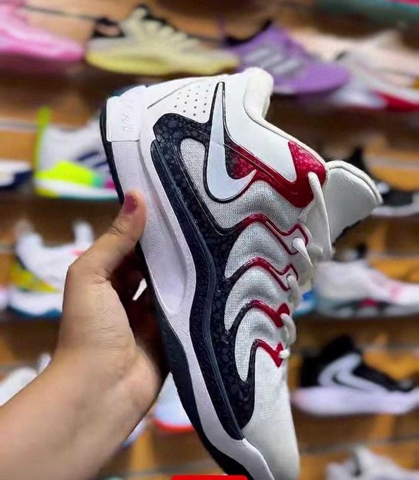 Баскетбольные кроссовки Nike KD-17
