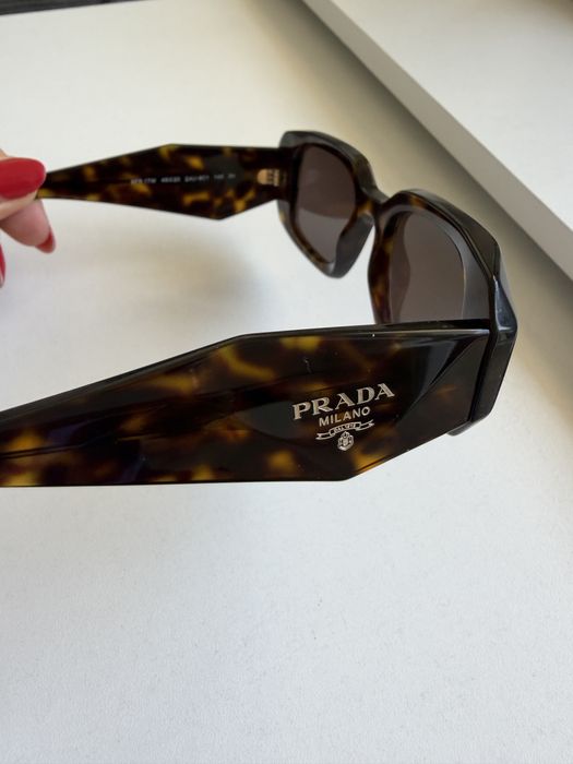 Дамски очила Prada