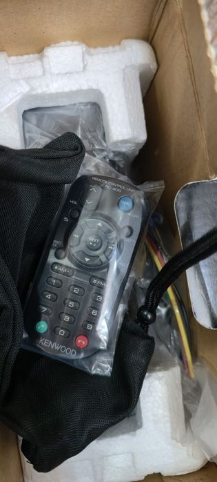 Продам автомагнитолу KENWOOD