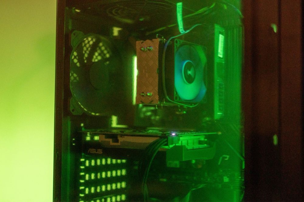 Pc gaming i5 8500/GTX 1650/ram 16gb DDR4/ssd+hdd