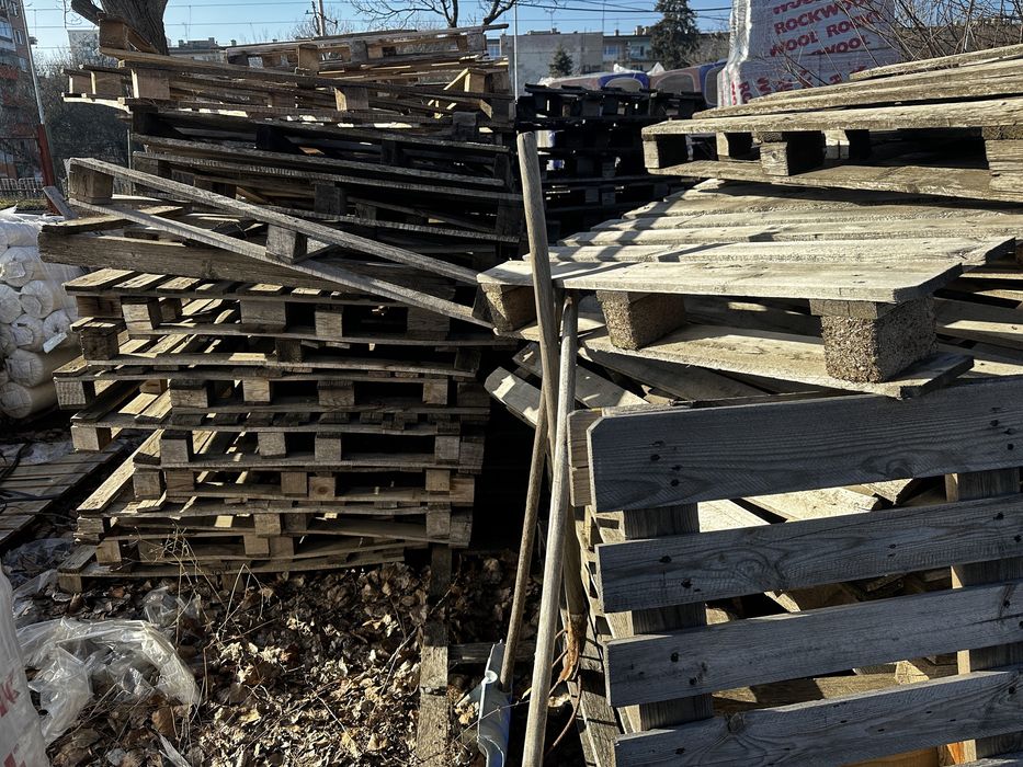 Палета и скари за огрев