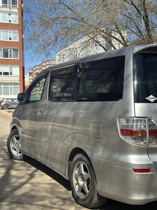 Альфард гибрид 2,4