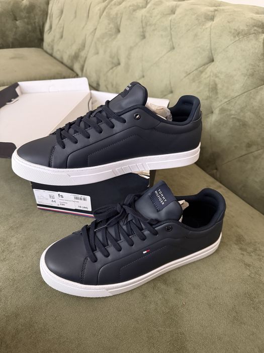 Pantofi sport Tommy Hilfinger  noi in cuite