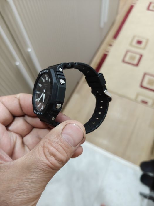 Часы Casio G-Snock.