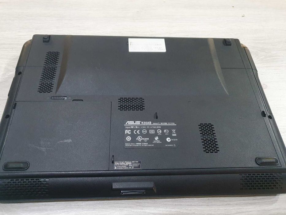 Лаптоп ASUS K50AB