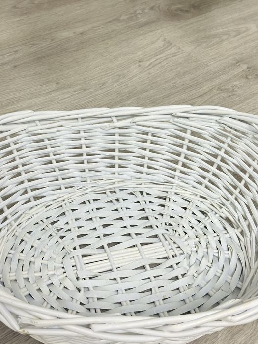 Белые корзины