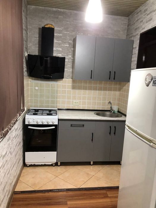 Ракат махалля.  Корзинка.  2 х комнатная аренда Срочно !