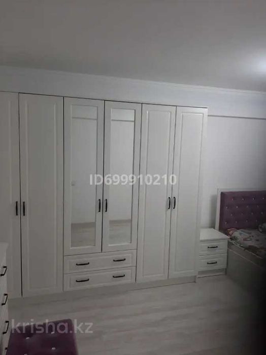 Продам трехкомнатную квартиру