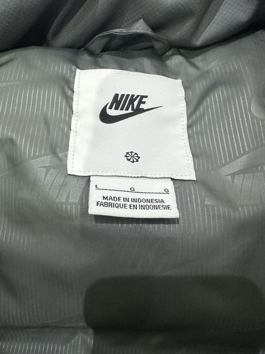 Елек Nike Club L