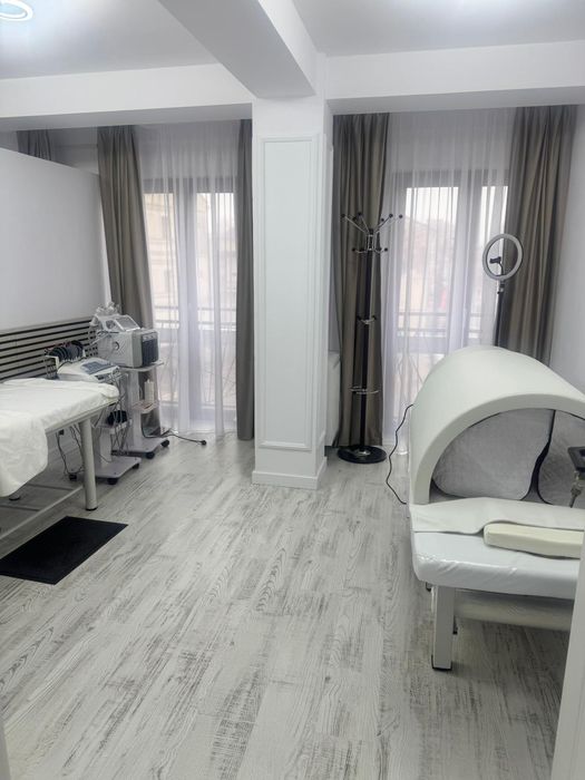 Salon de înfrumusețare de vânzare – Craiova, Centrul Istoric | Afacere la cheie, complet echipată