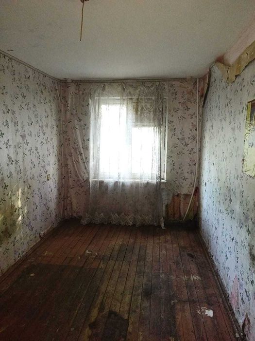 Продам 3-х ком. квартиру  Беркимбаева 180