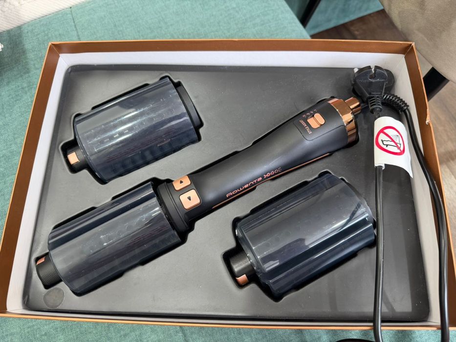 Продам фен Rowenta