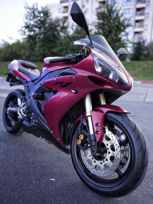 YAMAHA YZF R1 - Culoare speciala -
