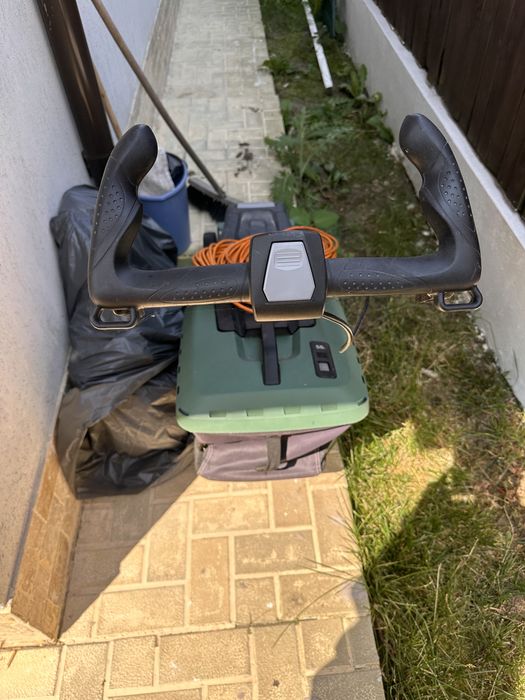 Masina de tuns Iarba bosch advabced rotak 650