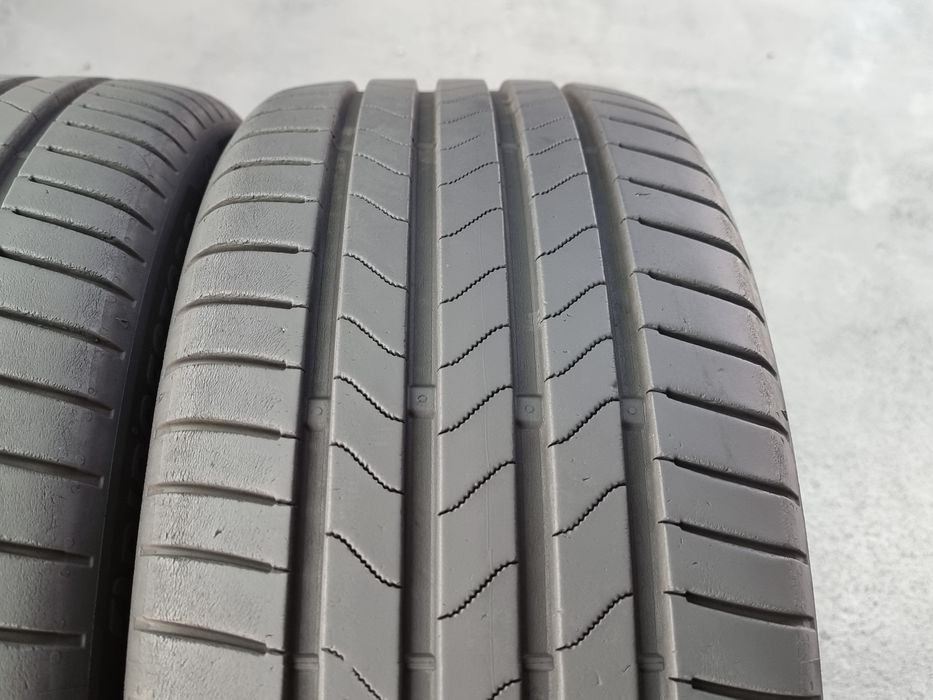 "Dot 23" 225/45/17 Bridgestone 2Броя: 110€ 6.6мм