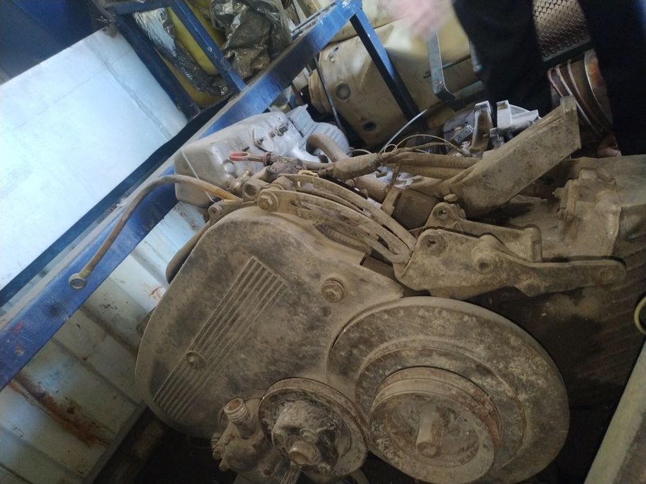 Avto dvigatel zapchat