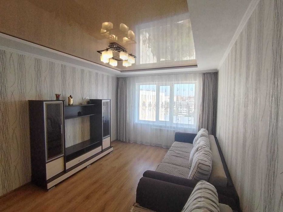 Продается  3  комн квартира Васильковский,35