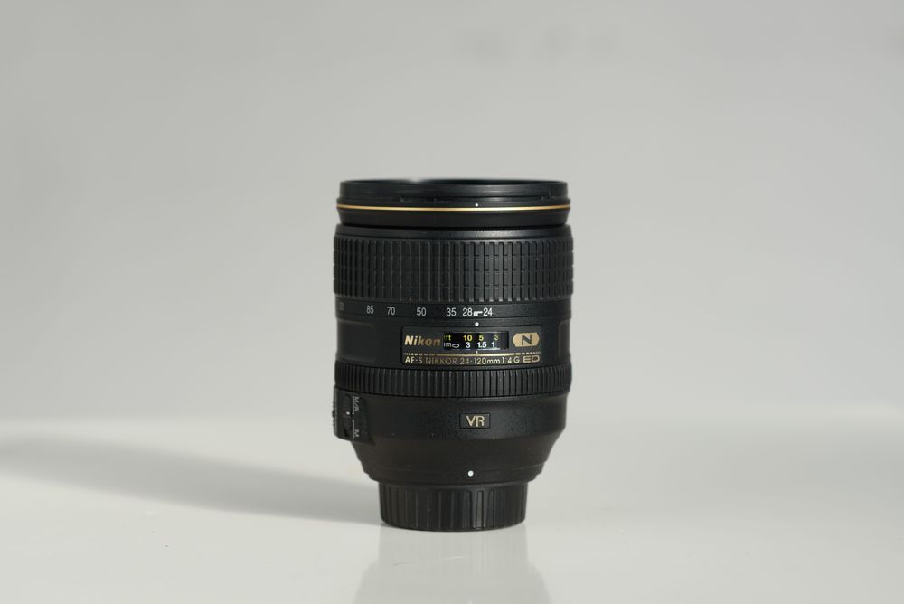 Nikon AF-S Nikkor 24-120mm f/4 G ED VR