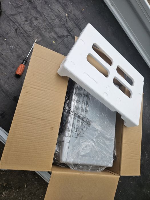 Продаётся микроволновая новый