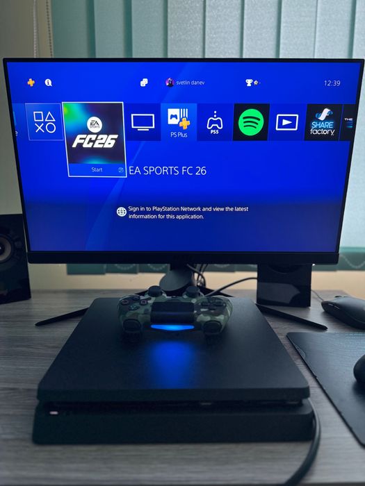 PlayStation 4 slim 1Tb +5игри