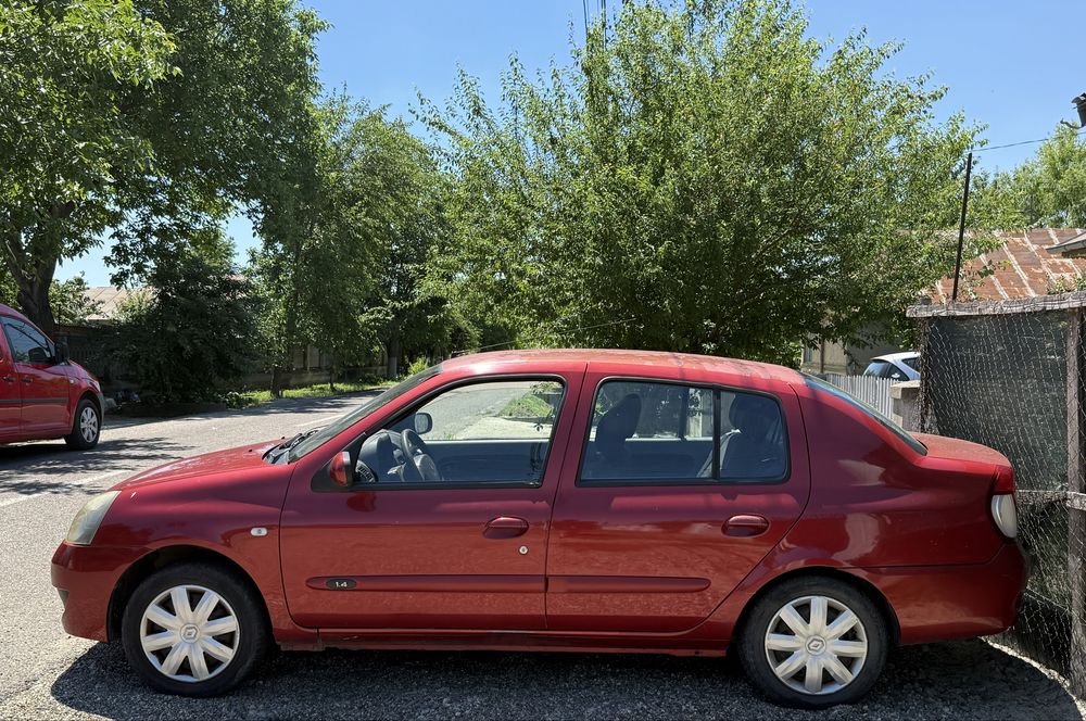 RENAULT Symbol 2007