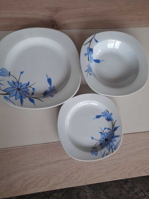 Порцеланов сервиз за хранене 18 части