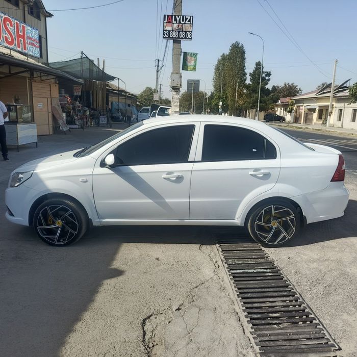 Nexia 3 sotiladi srochna 2020