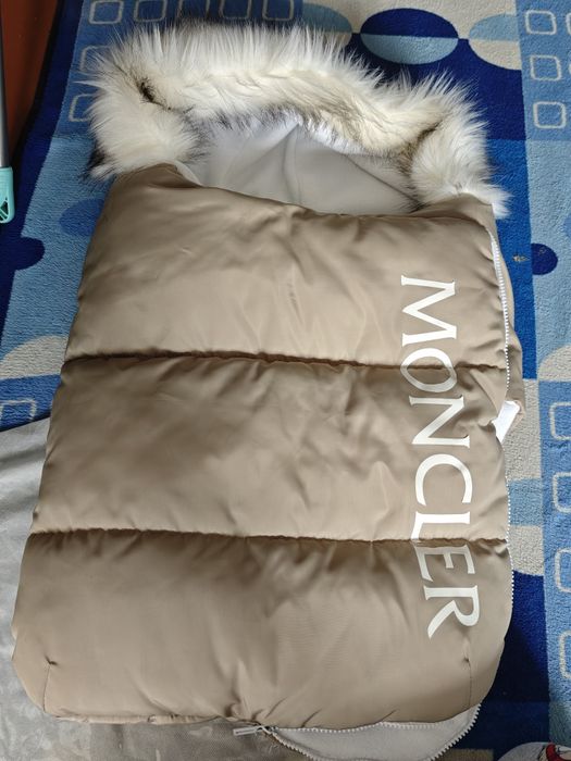 Конверт для новорожденного Монклер