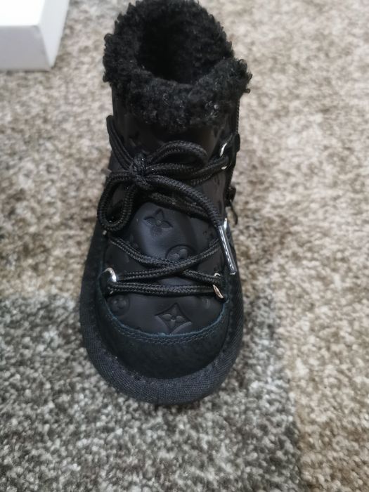 Продавам чисто нови Апрески 24 номер