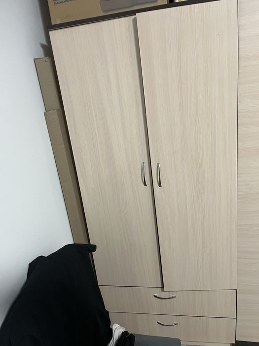 продам шкафы и комод