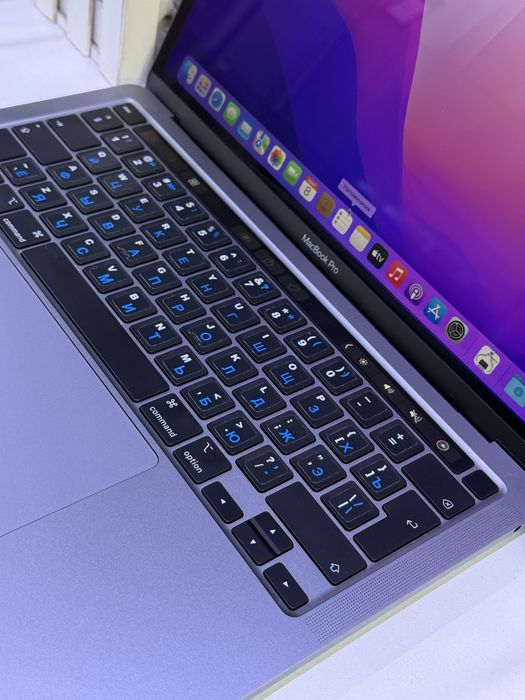 Ноутбук MacBook Pro M1 2020.