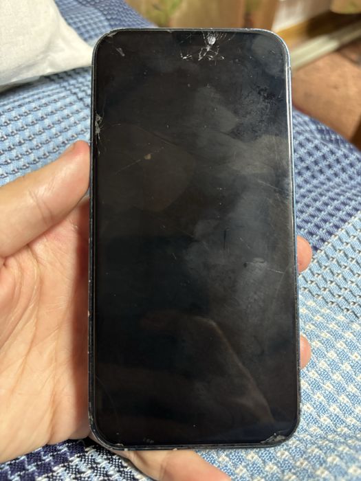 Iphone 12 сатылады