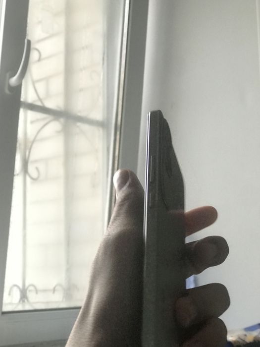 продам Vivo V40 Lite