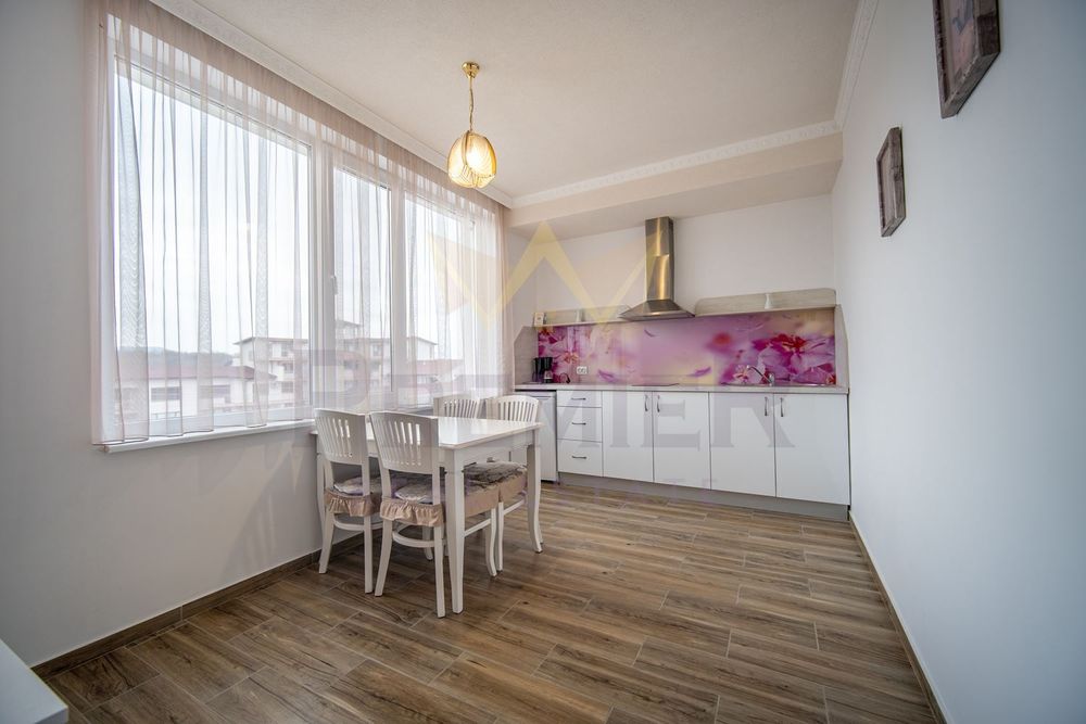 Продава се Двустаен апартамент в с. Кранево, Област Добрич - 81 кв.м за 750 €/кв.м - Снимка #2