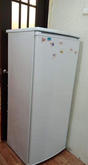 Продам холодильник БИРЮСА