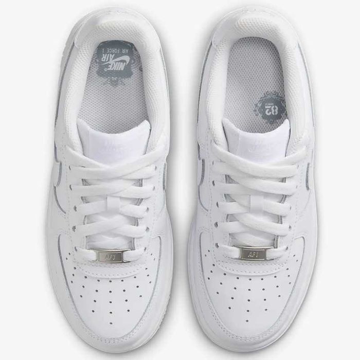 Нови! Оригинални маратонки Nike Air Force 1 - EU 39 / 25 см