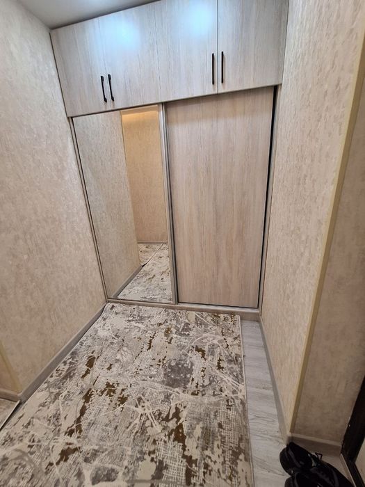 Fargona oybek radomdi yonida kunli kvartira bor bezzaks beramiz