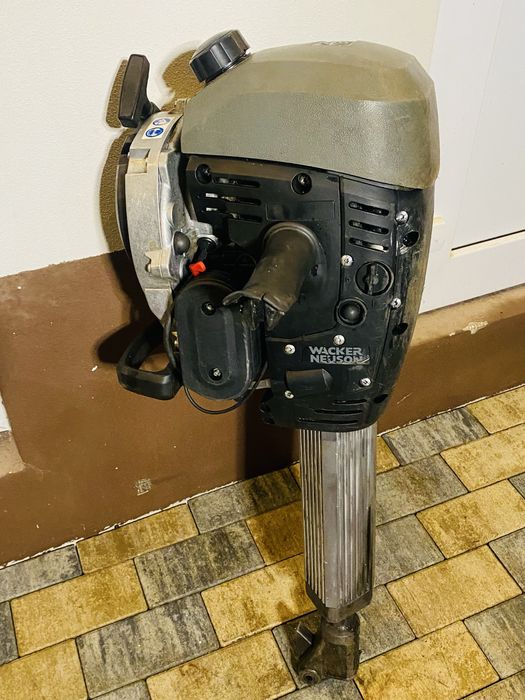 Ciocan demolator Wacker Neuson BH23 – puternic, fiabil, gata de lucru!