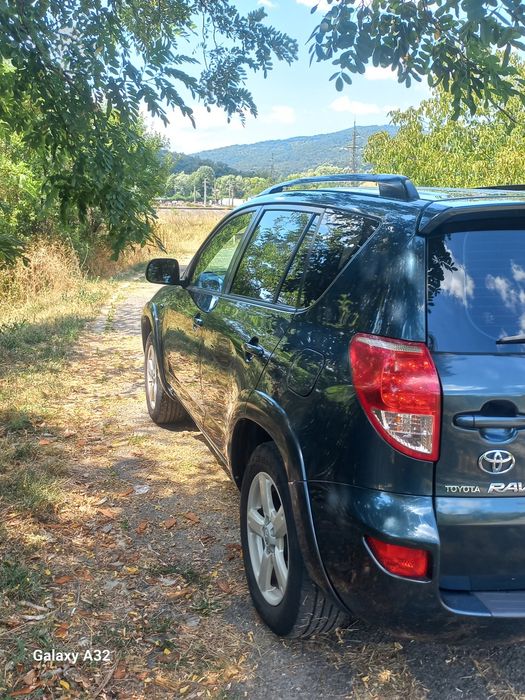 Vând toiota rav 4 2007