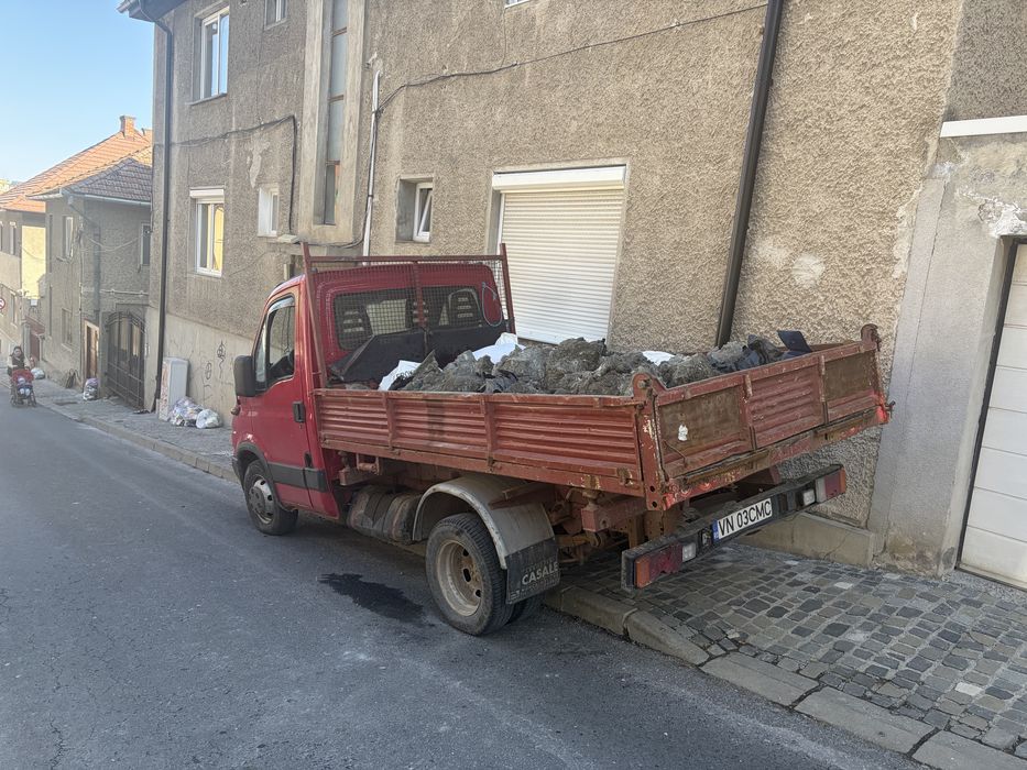 Iveco daily 3.5 basculabil 3 părti - 2.8 / 130 cp / punte dublă / stare foarte buna .