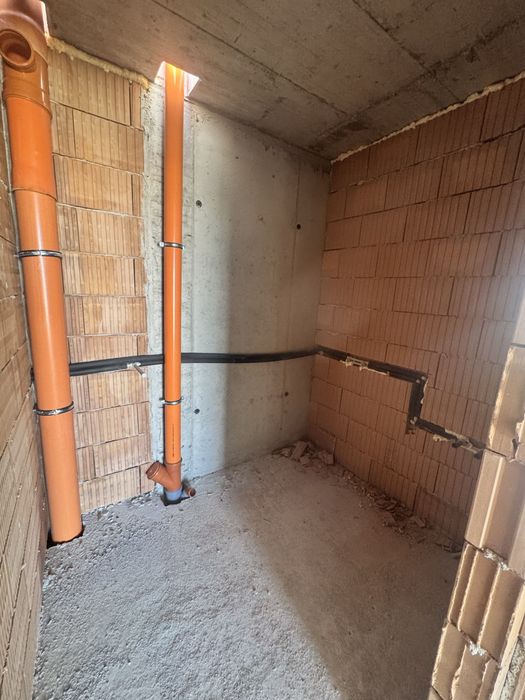 Тристаен, 111 кв.м. -123000€