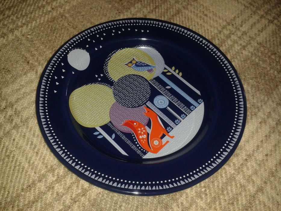 Folklore НОЩ Емайлирана Чиния