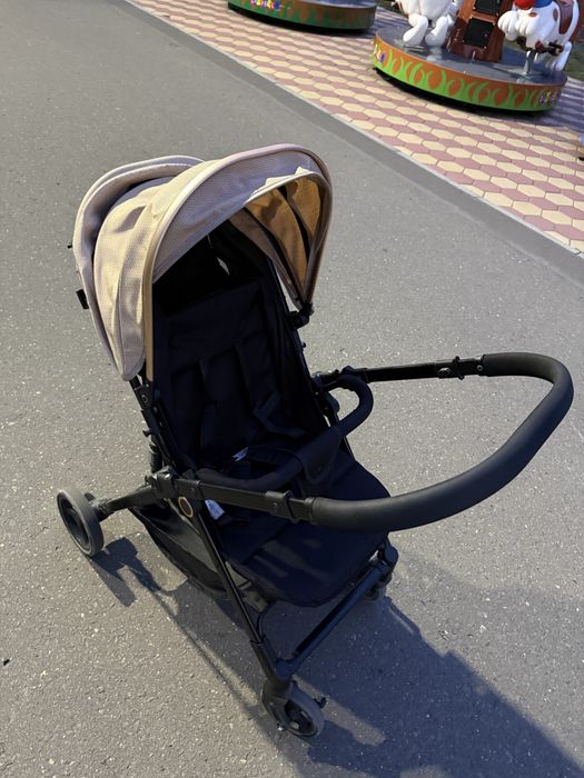 Продам детскую коляску