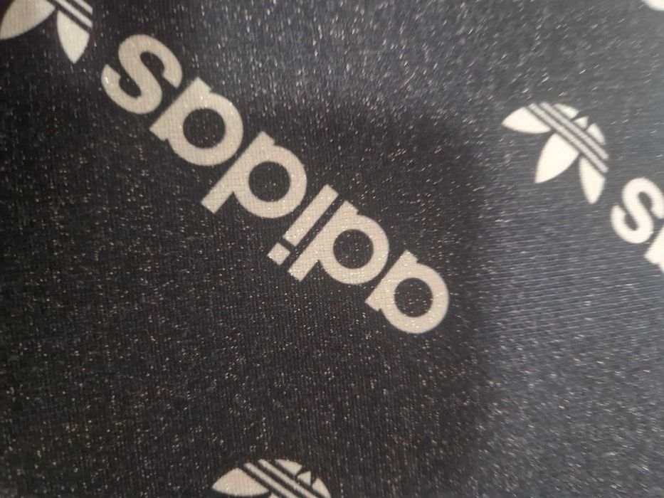 Оригинална Adidas блуза.Нова с етикет