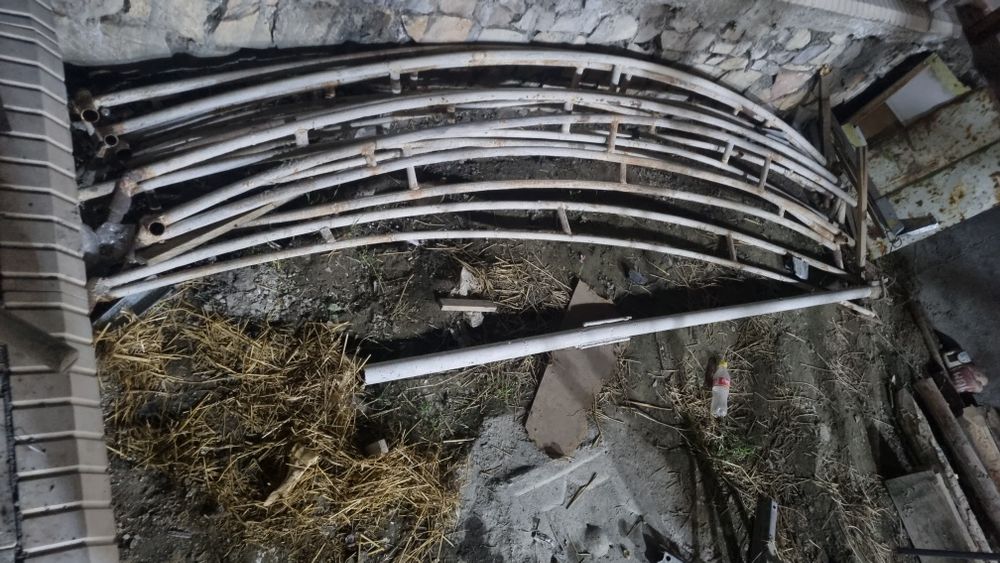 parnik sotiladi tayyor holda