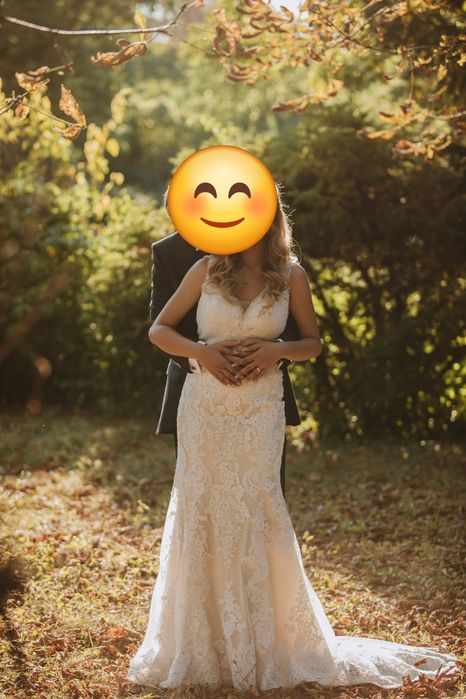 Vand rochie mireasa