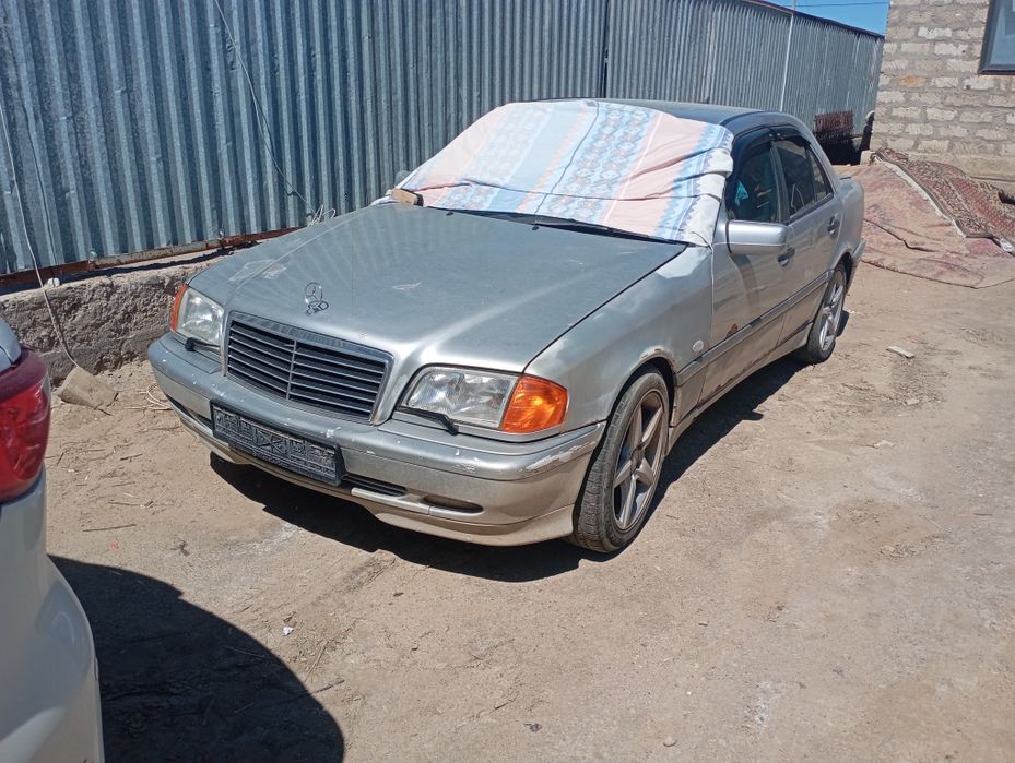 Мерседес c 180 W202