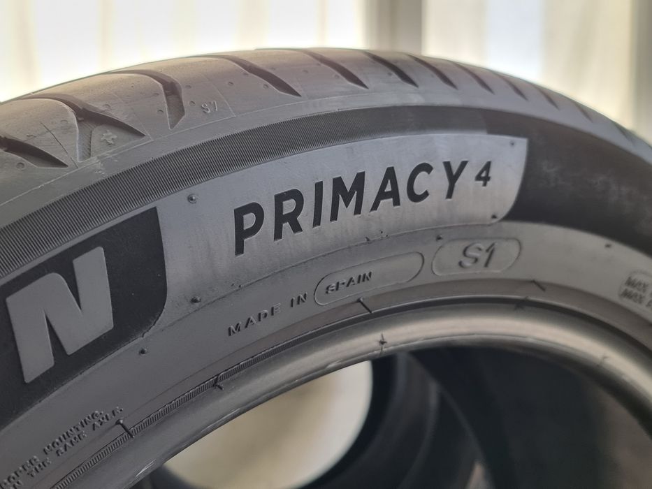 "Dot 23/24" 235/50/19 Michelin 4Броя: 280€ 6мм