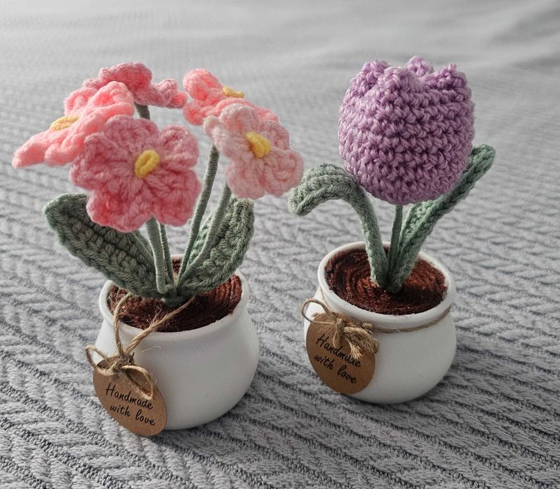 Ръчно плетени цветя